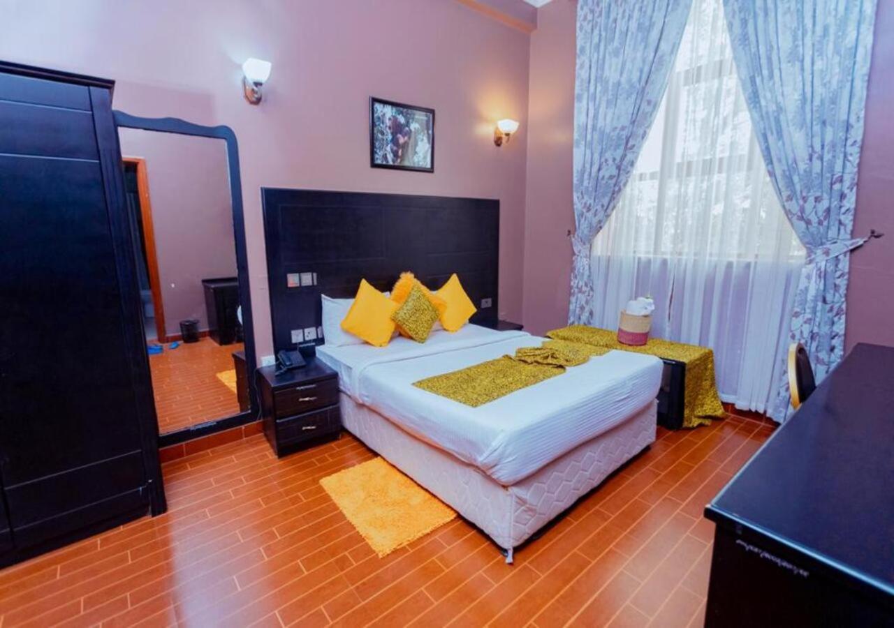 Panone Hotels - King'Ori Kilimanjaro Airport モシ エクステリア 写真